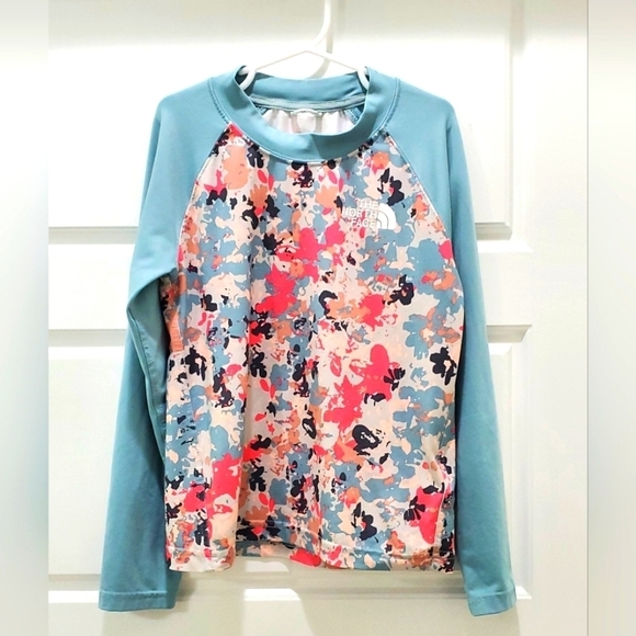 THE NORTH FACE LONG SLEEVE RASH GUARD SWIMWEAR UPF 40+ GIRLS SMALL 7/8 - Picture 1 of 11